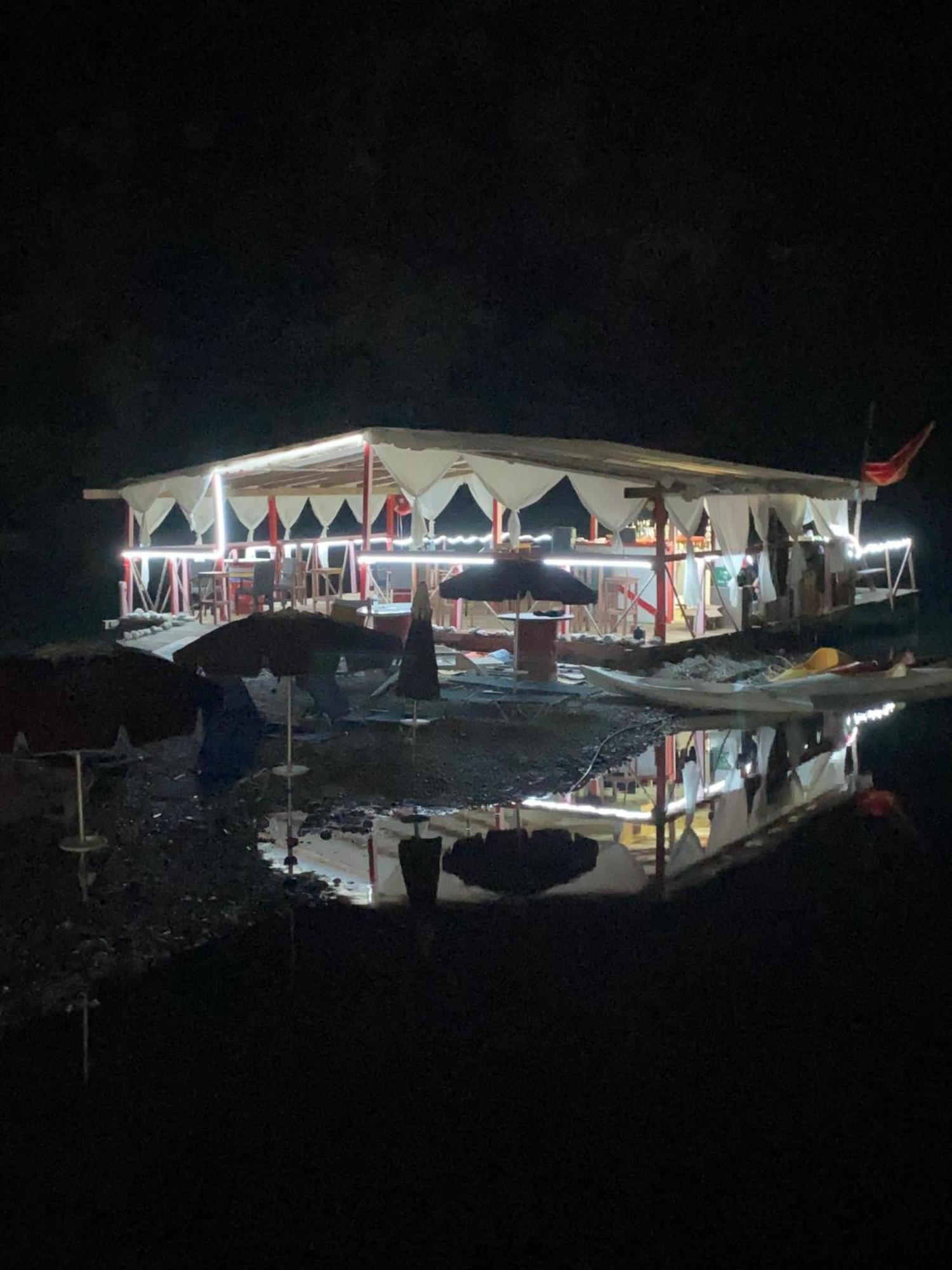 Park Blini Shala River Moll' e Shoshit Exterior photo